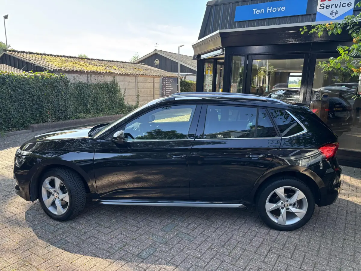 1.0 TSI DSG Style|Camera|Cruise Control|App-Connec