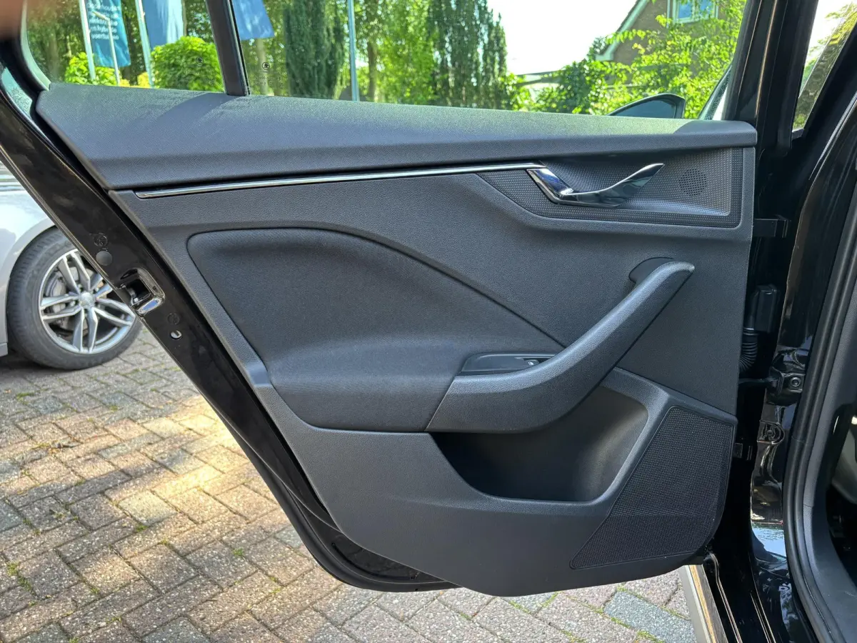 1.0 TSI DSG Style|Camera|Cruise Control|App-Connec