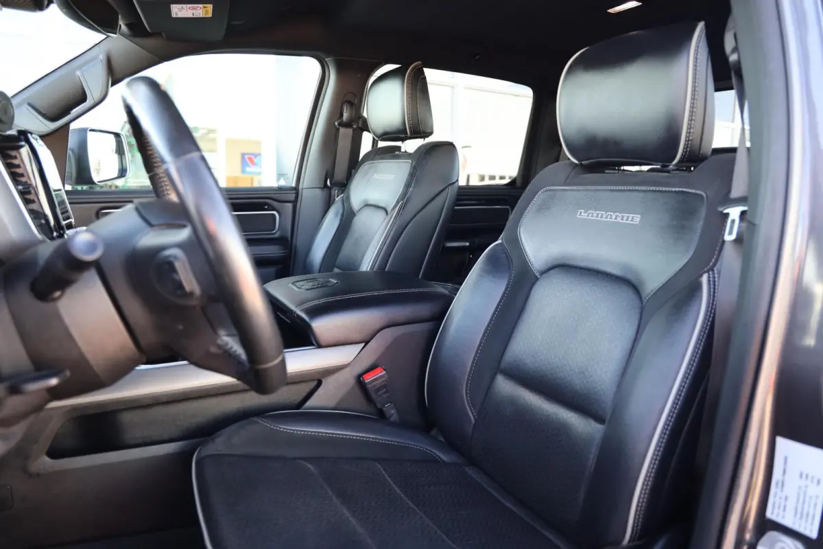 1500 4X4 5.7 V8 4x4 Crew Cab Laramie|Luchtvering|Diamondback|BTW|