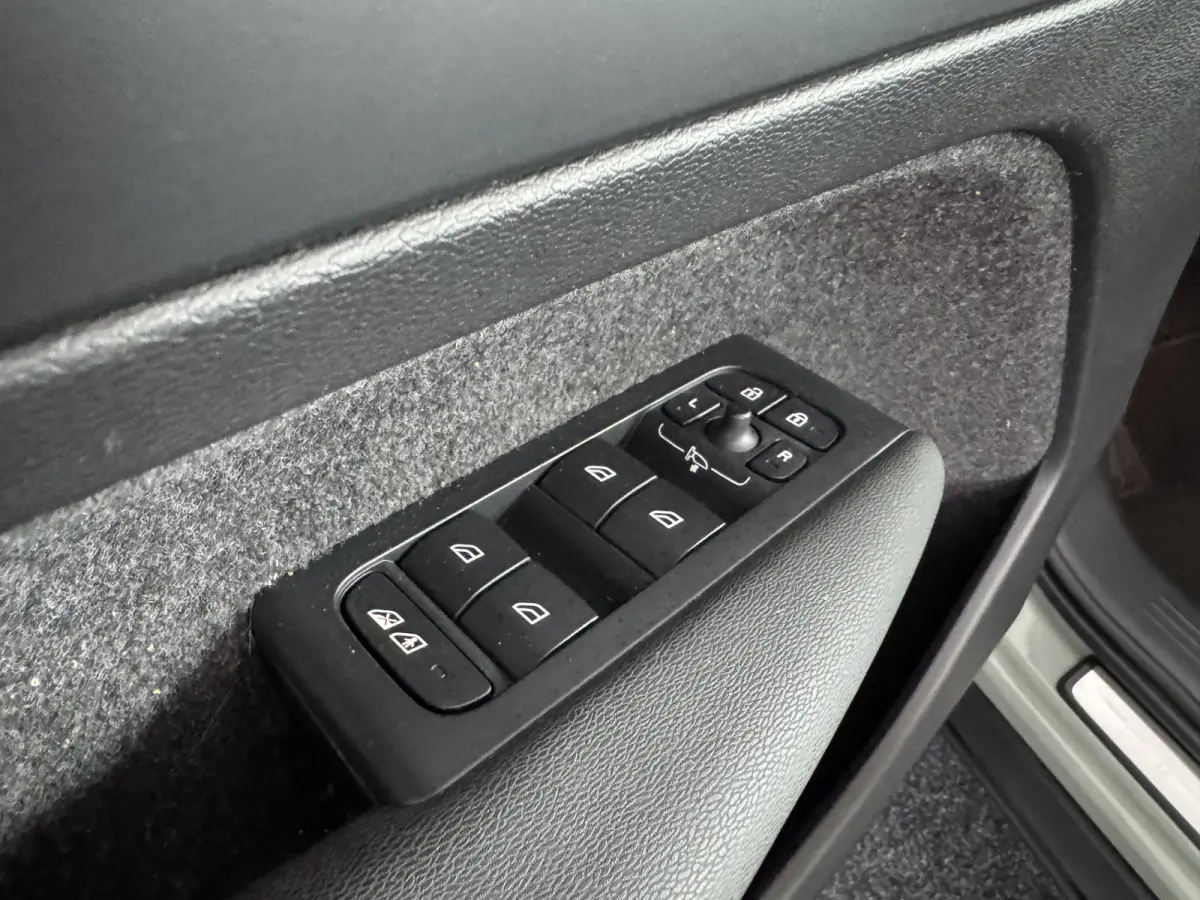1.5 T4 PHEV Plus Dark Trekhaak Harman Kardon Trekhaak