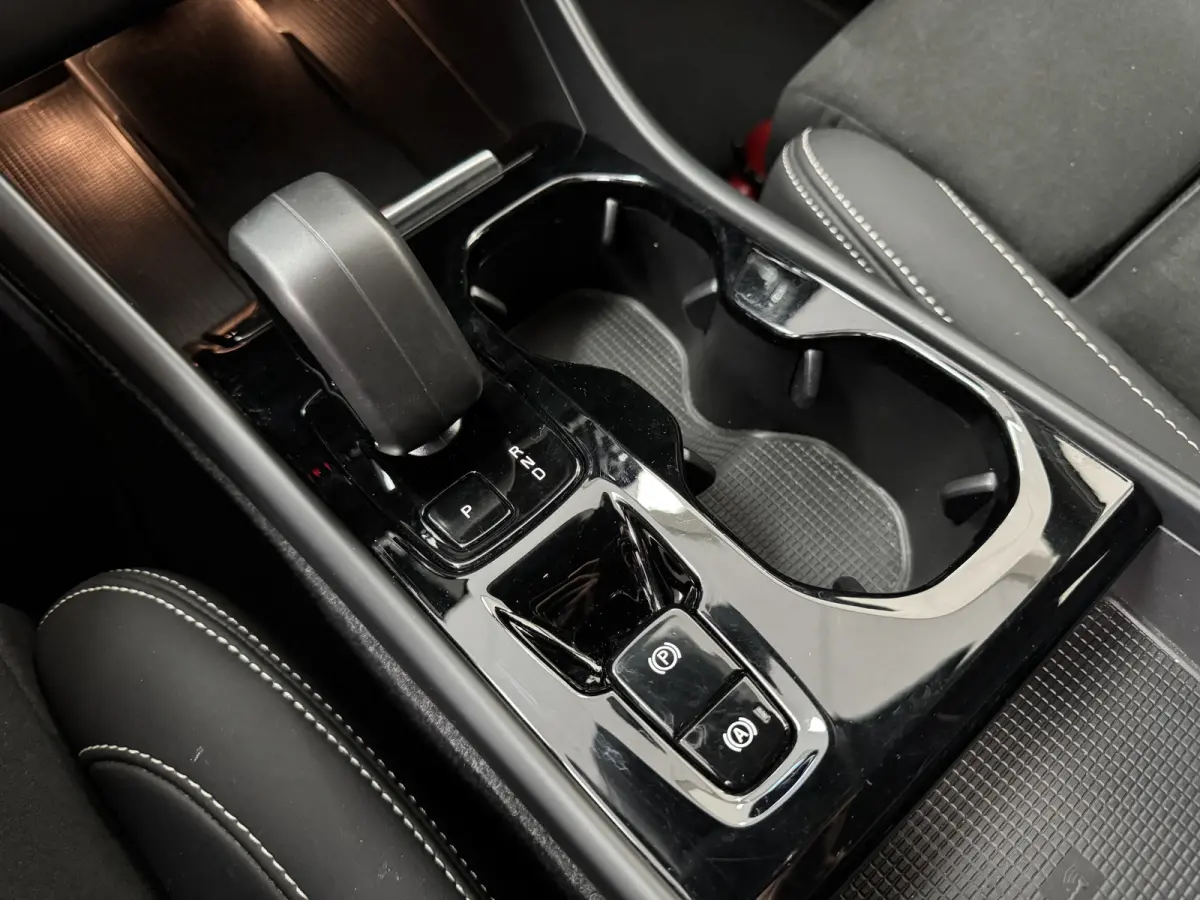 1.5 T4 PHEV Plus Dark Trekhaak Harman Kardon Trekhaak