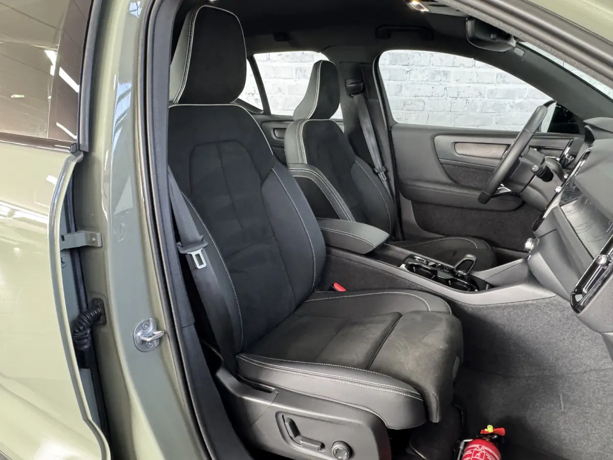 1.5 T4 PHEV Plus Dark Trekhaak Harman Kardon Trekhaak