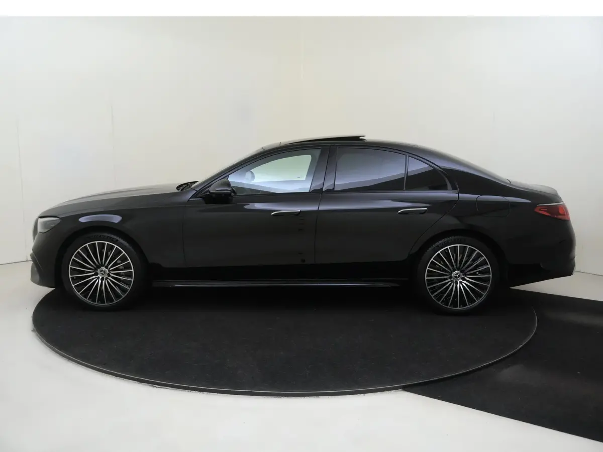 300 e Sport Edition Premium pakket /Panoramadak /Superscreen /Burmester 4D /360Camera /20 Inch