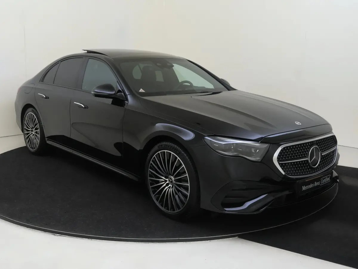 300 e Sport Edition Premium pakket /Panoramadak /Superscreen /Burmester 4D /360Camera /20 Inch
