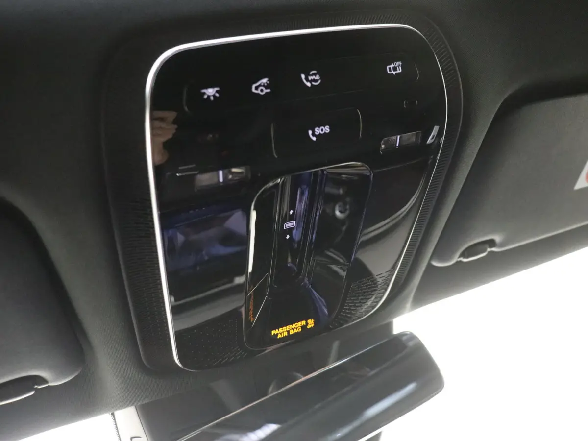 300 e Sport Edition Premium pakket /Panoramadak /Superscreen /Burmester 4D /360Camera /20 Inch