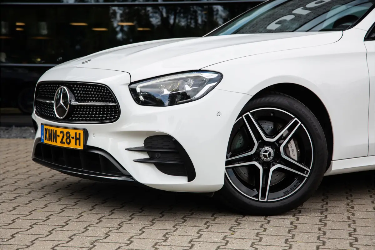 300 e AMG Line , Adap. Cruise, HUD, Sfeerverlichting,
