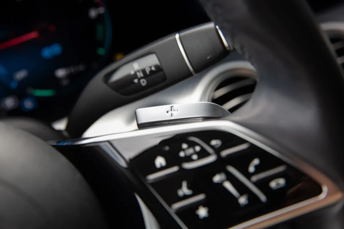 300 e AMG Line , Adap. Cruise, HUD, Sfeerverlichting,