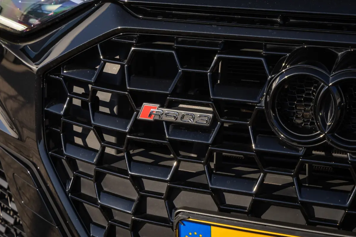 TFSI RS | Pano | Cruise adaptief | 21'' | RS Kuipstoelen | Bang & Olufsen | Leder | Sfeerverlichting | Keyless | Camera | Elektrisch bedienbare achterklep | Achteruitrijcamera | Audio instal
