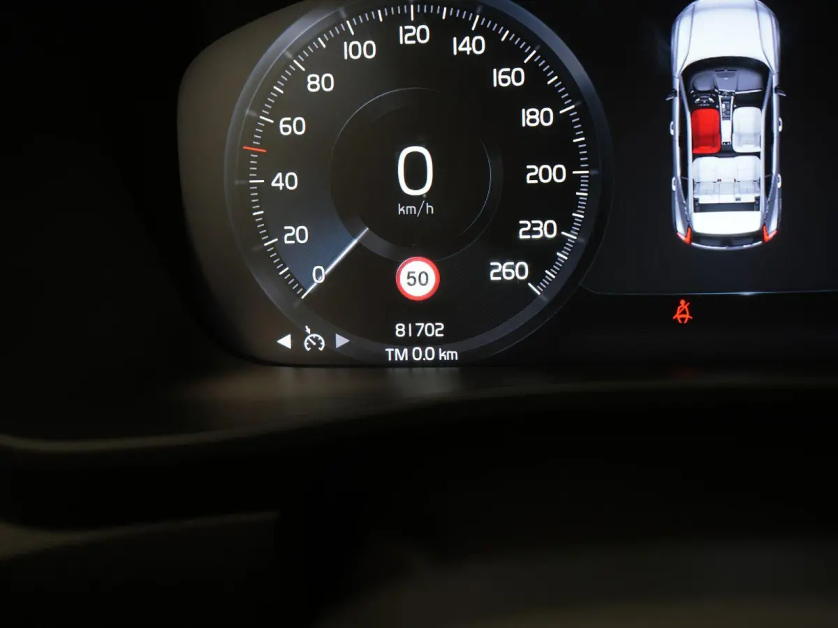 1.5 T4 Plug-in hybrid Plus Dark | Automaat | Stuurwiel Verwarming | Stoel Verwarming | Panorama Dak | Harman Kardon | Camera | 12 Maanden BOVAG Garantie |