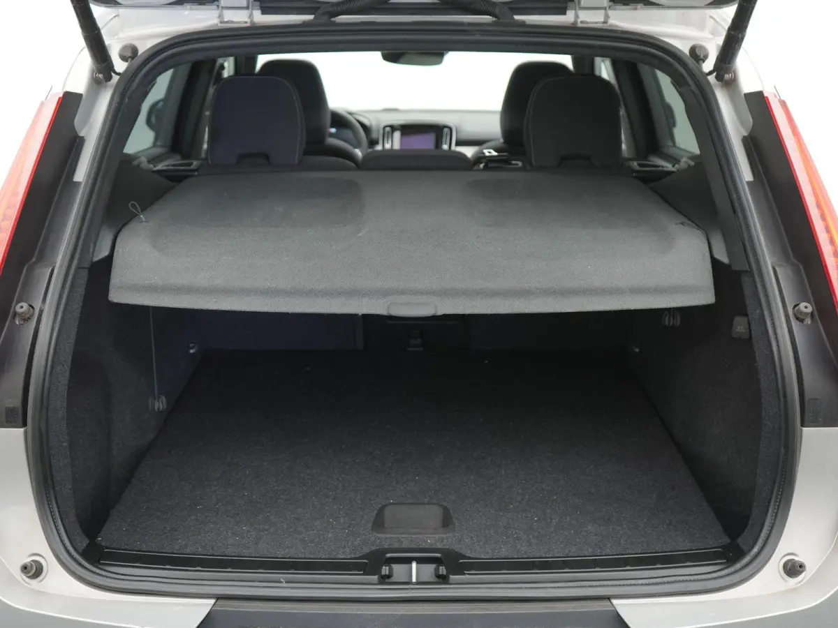 1.5 T4 Plug-in hybrid Plus Dark | Automaat | Stuurwiel Verwarming | Stoel Verwarming | Panorama Dak | Harman Kardon | Camera | 12 Maanden BOVAG Garantie |
