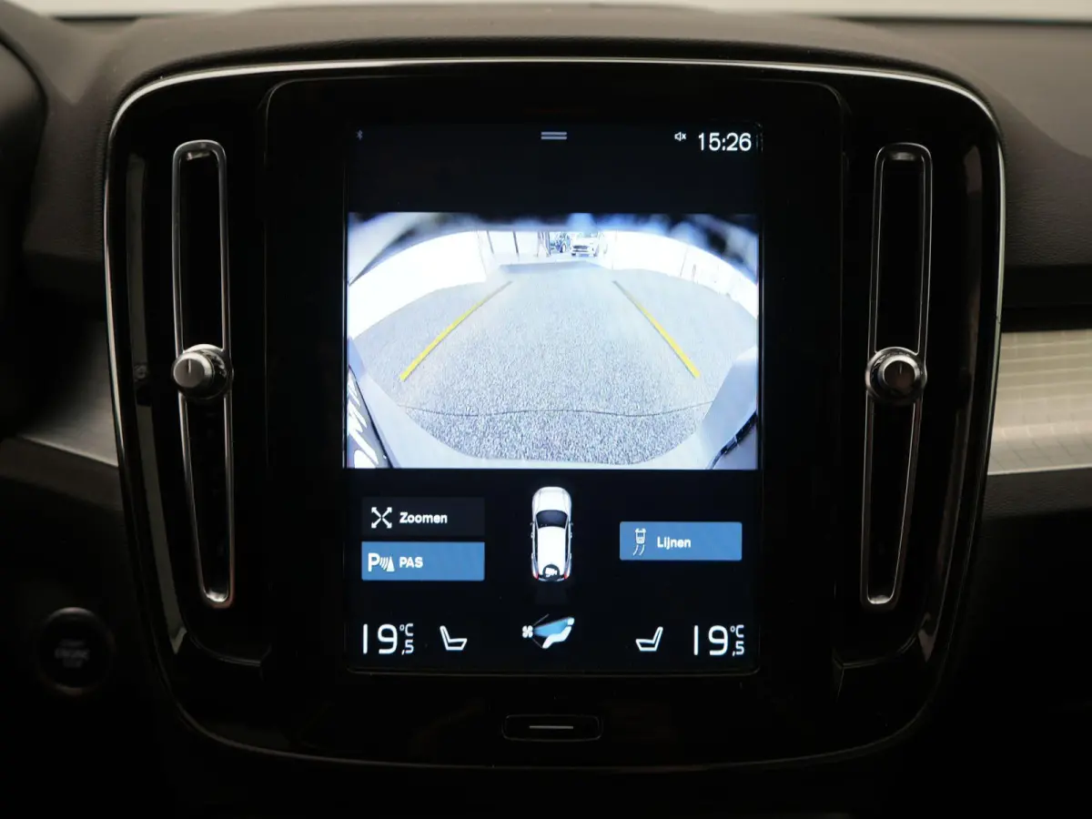 1.5 T4 Plug-in hybrid Plus Dark | Automaat | Stuurwiel Verwarming | Stoel Verwarming | Panorama Dak | Harman Kardon | Camera | 12 Maanden BOVAG Garantie |