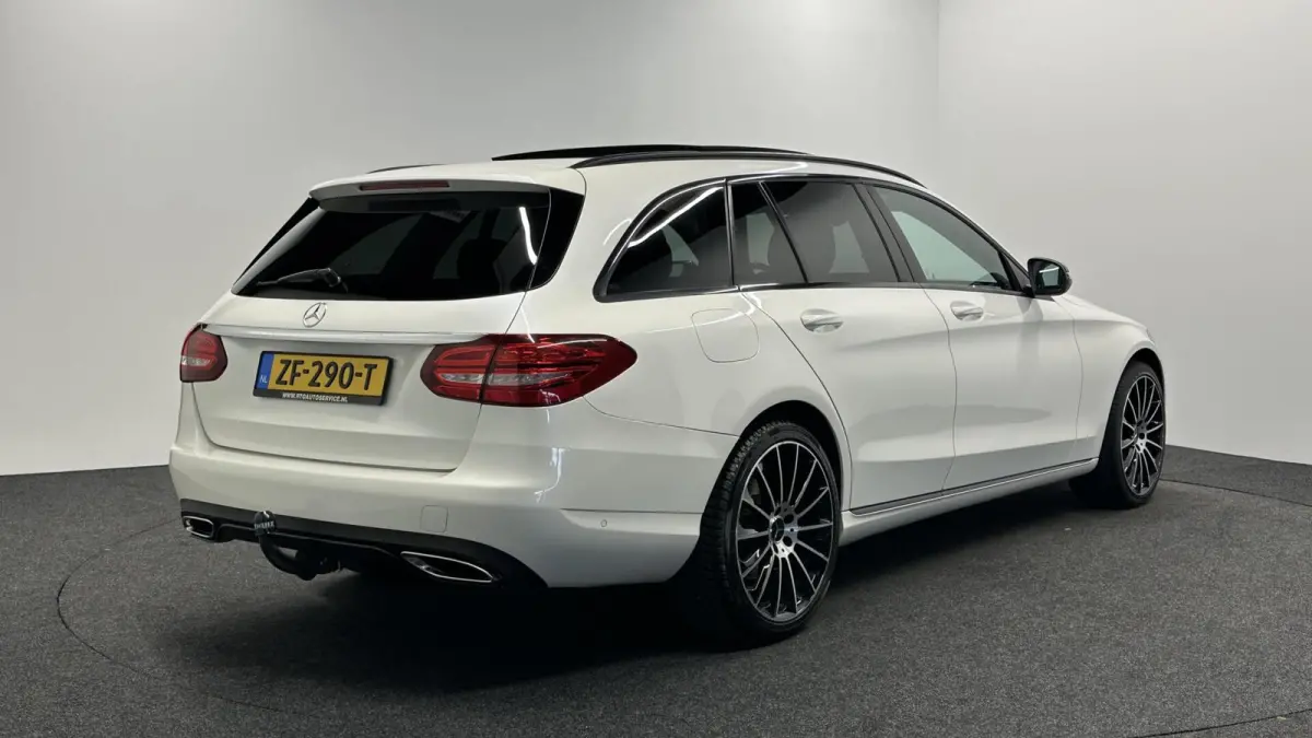 250 Premium Plus|Burmester|Pano|Leer|Navi|Camera|Trekhaak|
