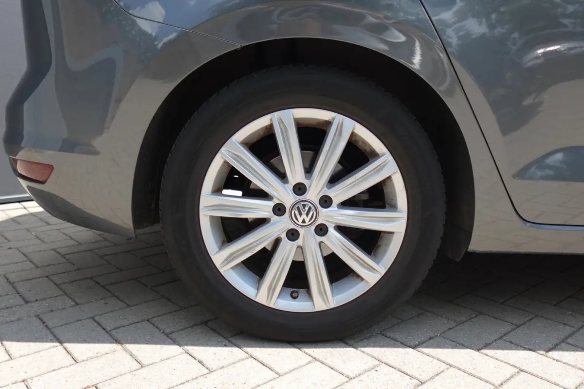 1.4 TSI Connected Series 7P NAVI CAM PDC