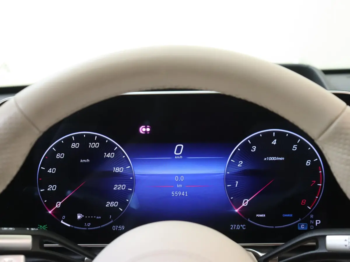 500 4MATIC Lang AMG Line / Panoramadak/ 21 inch/ Aug. Reality Head Up/ Burmester 3D/ Rijassistentiepakket