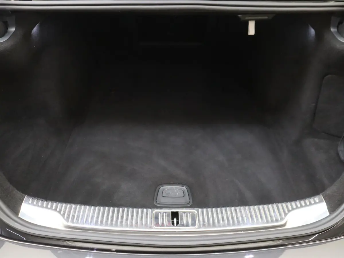 500 4MATIC Lang AMG Line / Panoramadak/ 21 inch/ Aug. Reality Head Up/ Burmester 3D/ Rijassistentiepakket