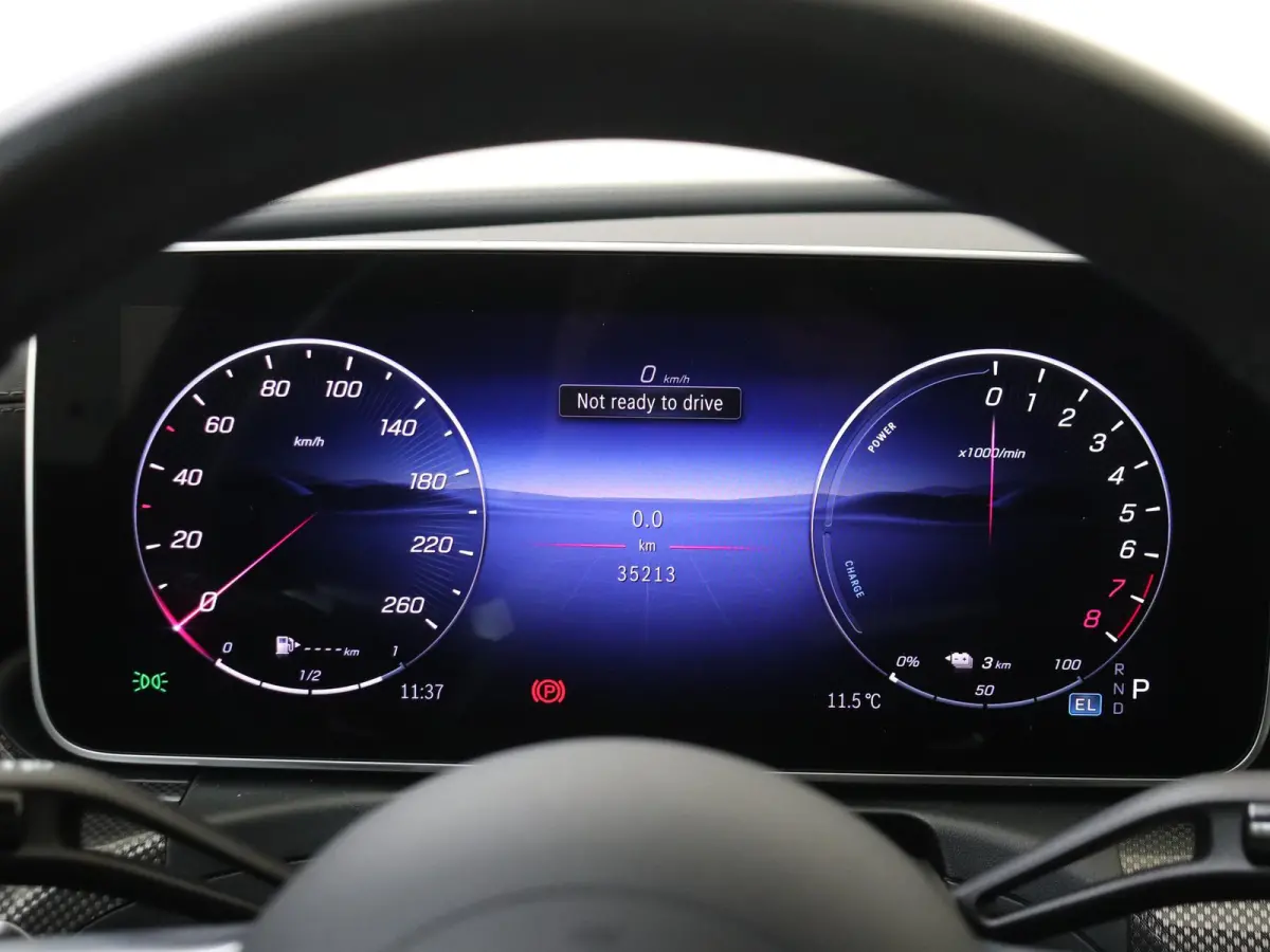 300 e Business Solution AMG / Panoramadak/ 19 inch/ Memory/ Sfeerverlichting
