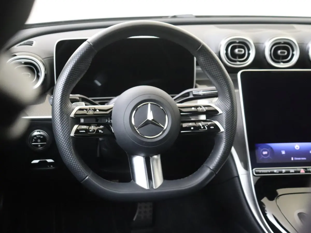 300 e Business Solution AMG / Panoramadak/ 19 inch/ Memory/ Sfeerverlichting