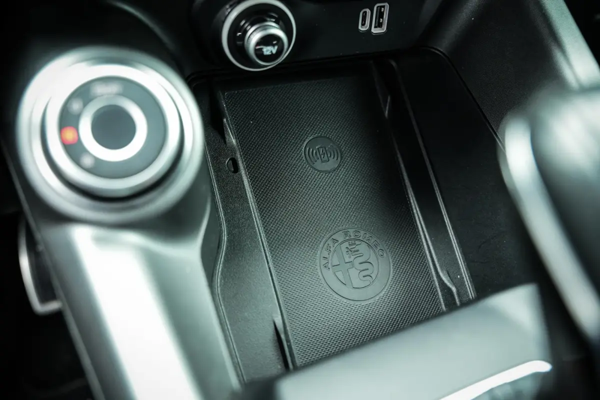 1.5T Hybrid Edizione Speciale | ACC | CarPlay | DAB | Navi | Clima | H.Leder | BTW aftrekbaar |