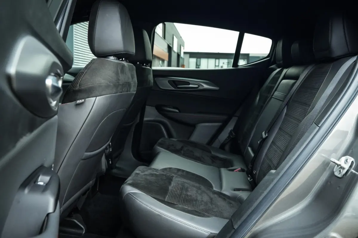 1.5T Hybrid Edizione Speciale | ACC | CarPlay | DAB | Navi | Clima | H.Leder | BTW aftrekbaar |