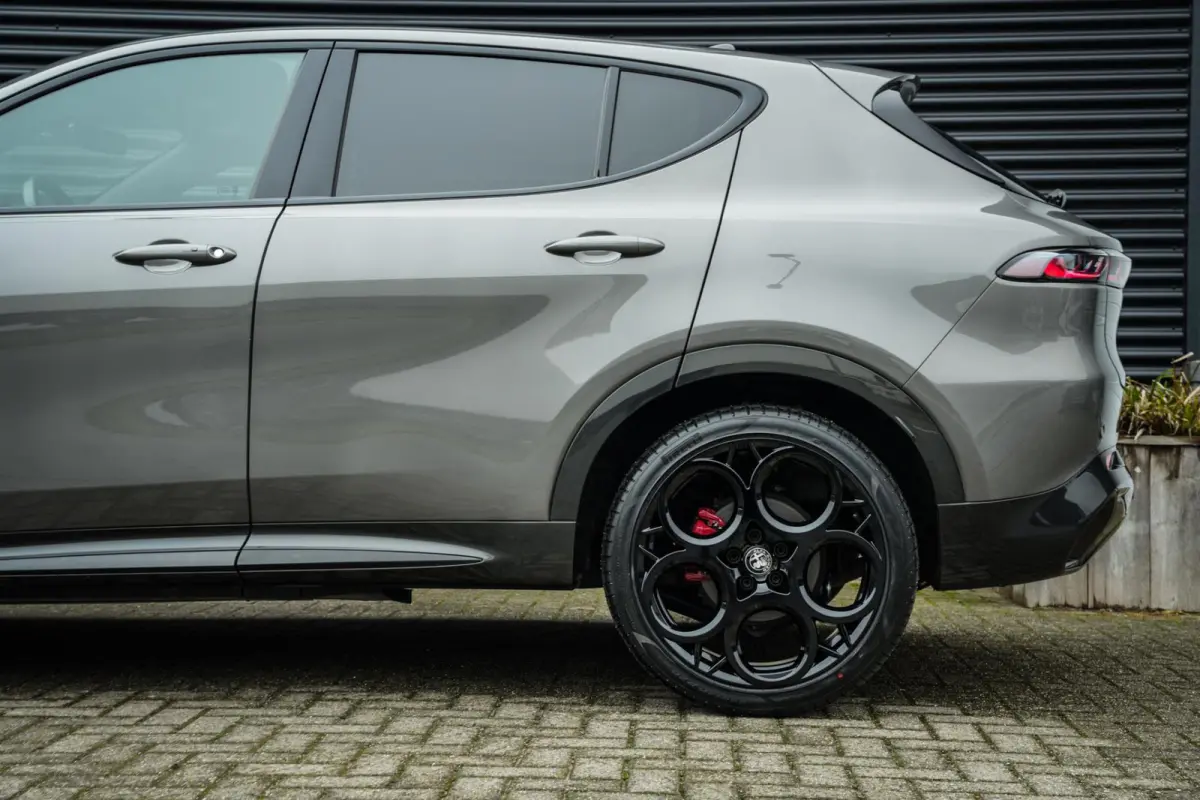 1.5T Hybrid Edizione Speciale | ACC | CarPlay | DAB | Navi | Clima | H.Leder | BTW aftrekbaar |