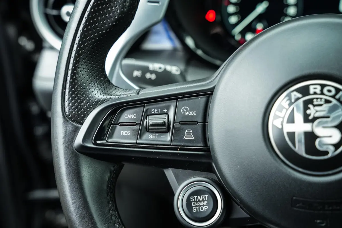 1.5T Hybrid Edizione Speciale | ACC | CarPlay | DAB | Navi | Clima | H.Leder | BTW aftrekbaar |