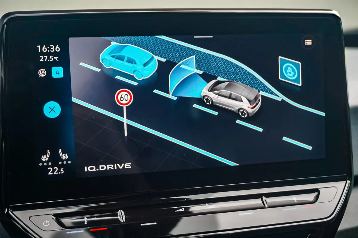 204pk Life 58 kWh | Navigatie | Stoelverwarming | Adaptive Cruise
