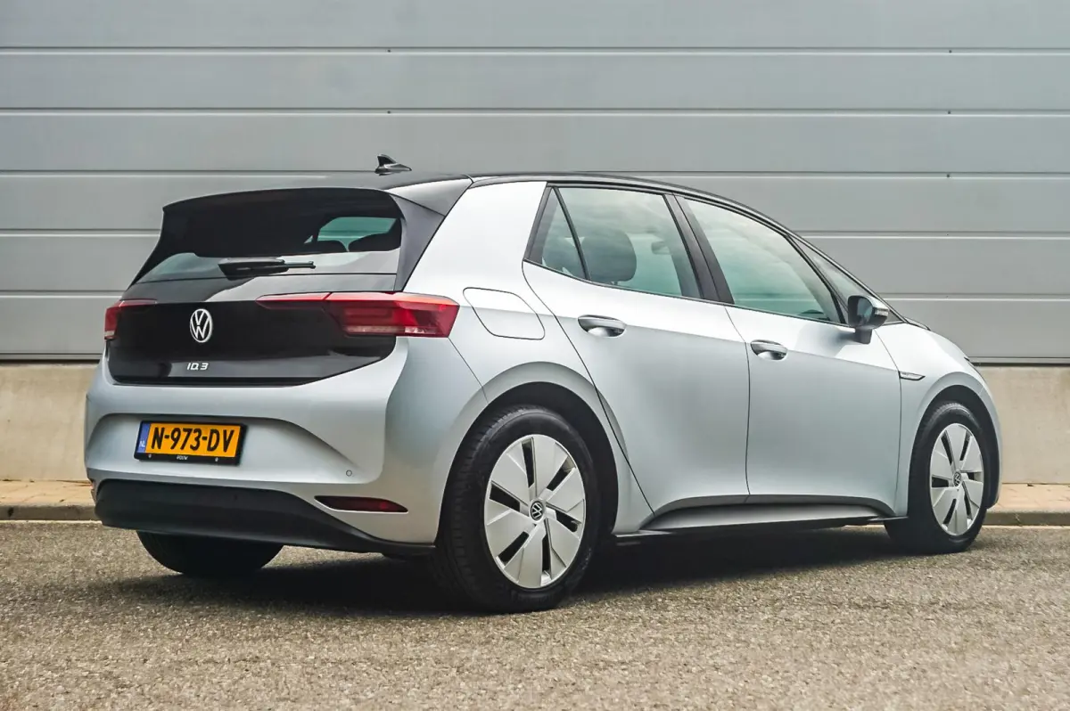 204pk Life 58 kWh | Navigatie | Stoelverwarming | Adaptive Cruise