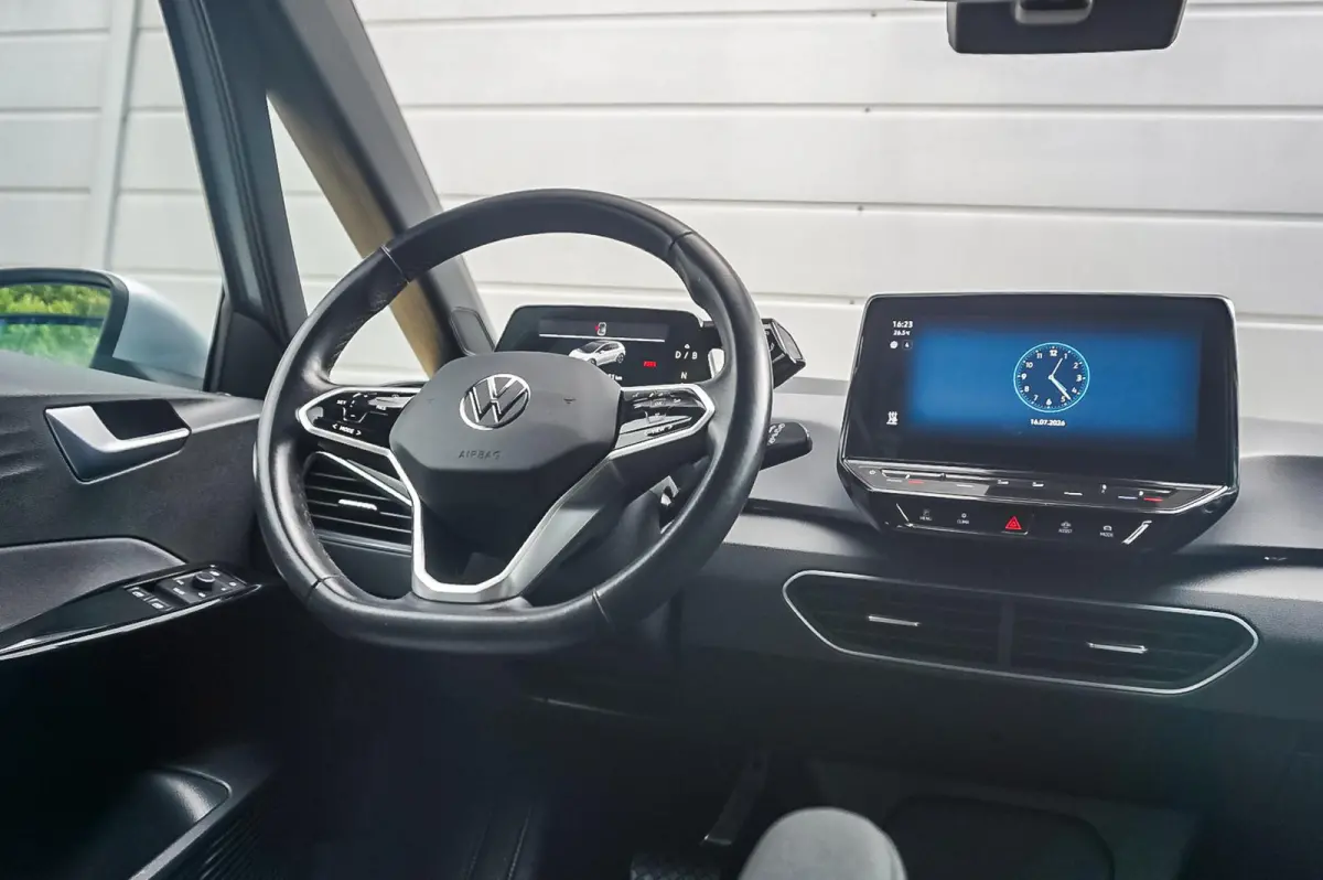 204pk Life 58 kWh | Navigatie | Stoelverwarming | Adaptive Cruise