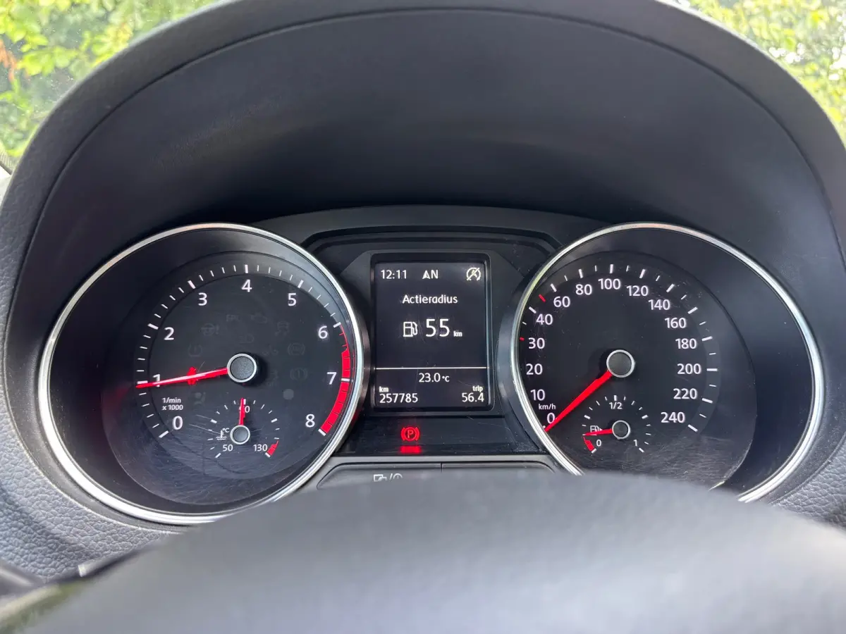 1.0 BlueMotion | Cruise control + Navi Nu € 5.475,- !!!