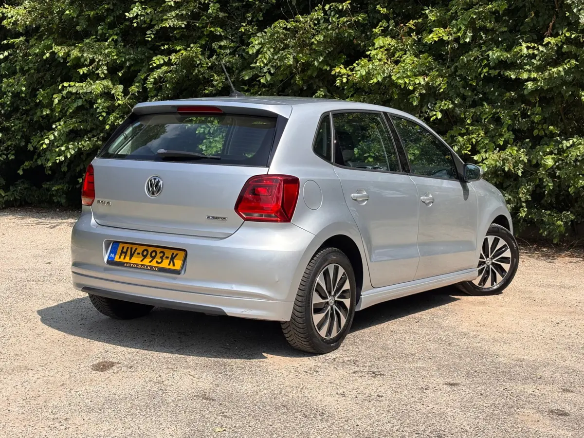 1.0 BlueMotion | Cruise control + Navi Nu € 5.475,- !!!