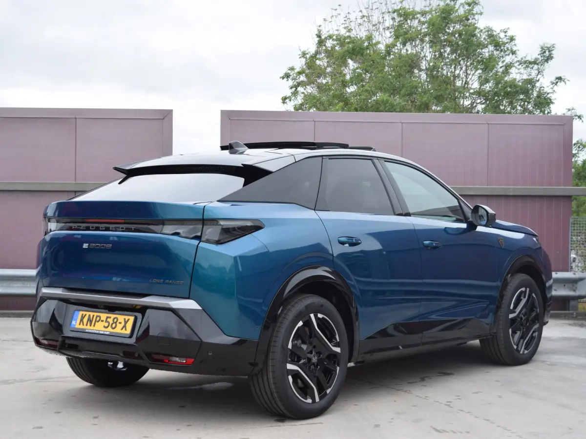 GT Long Range 230 97 kWh Warmtepomp l 360 vision & Drive Assist Pack l Panoramisch schuifdak Pack