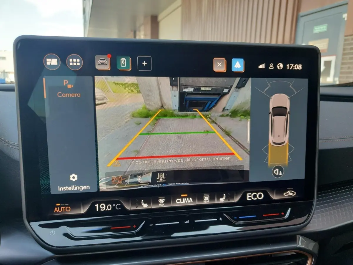 1.5 TSI e-Hybrid Business | Trekhaak | Panoramaschuifdak | Appel Carplay / Android Auto | Camera | Stoel en stuurverwarming |