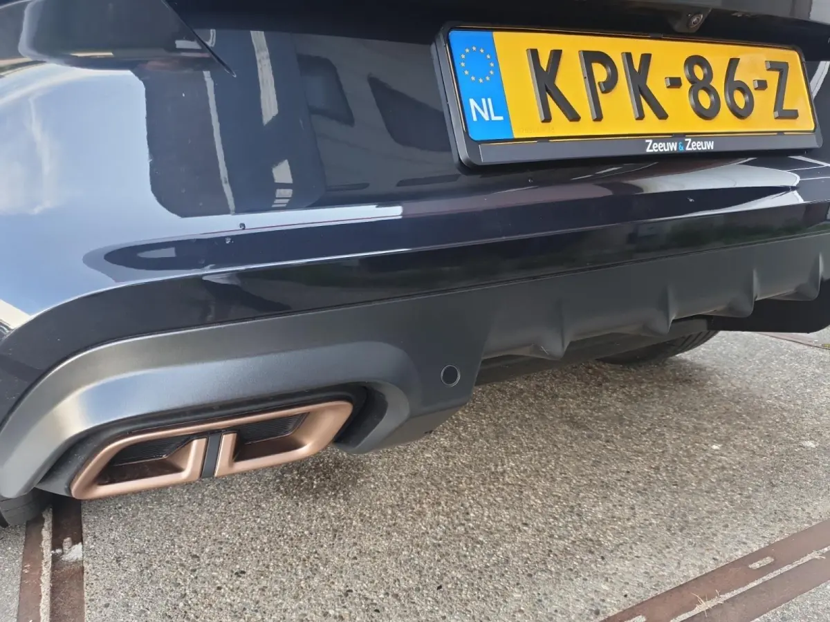 1.5 TSI e-Hybrid Business | Trekhaak | Panoramaschuifdak | Appel Carplay / Android Auto | Camera | Stoel en stuurverwarming |
