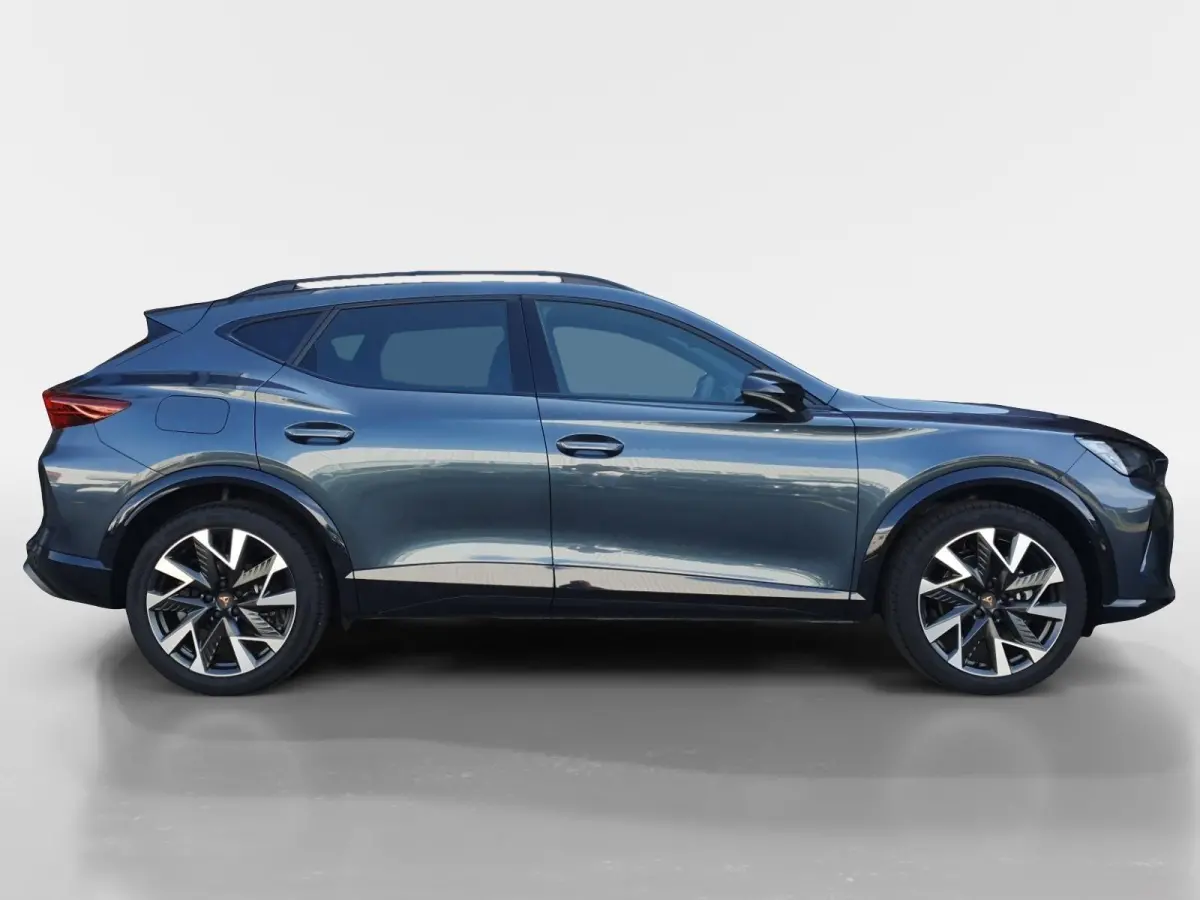 1.5 TSI e-Hybrid Business | Trekhaak | Panoramaschuifdak | Appel Carplay / Android Auto | Camera | Stoel en stuurverwarming |