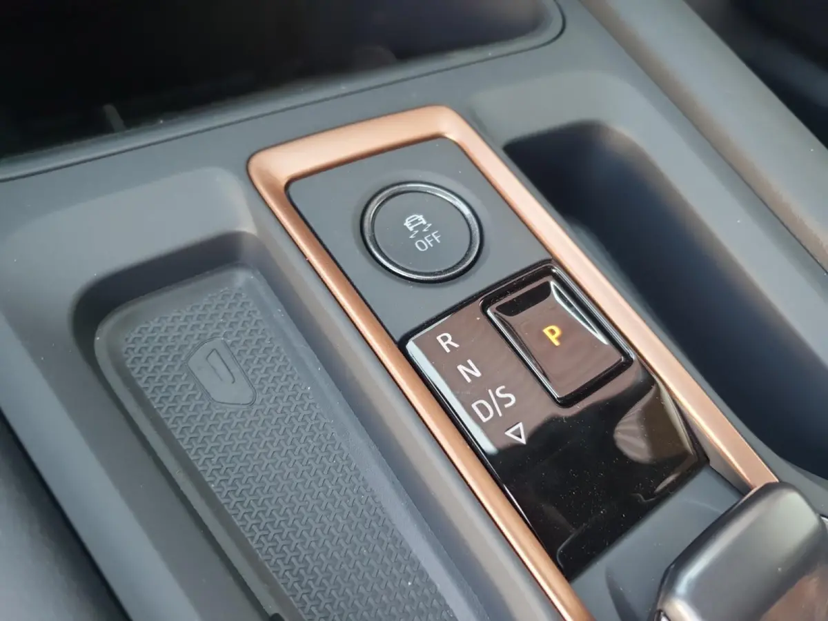 1.5 TSI e-Hybrid Business | Trekhaak | Panoramaschuifdak | Appel Carplay / Android Auto | Camera | Stoel en stuurverwarming |