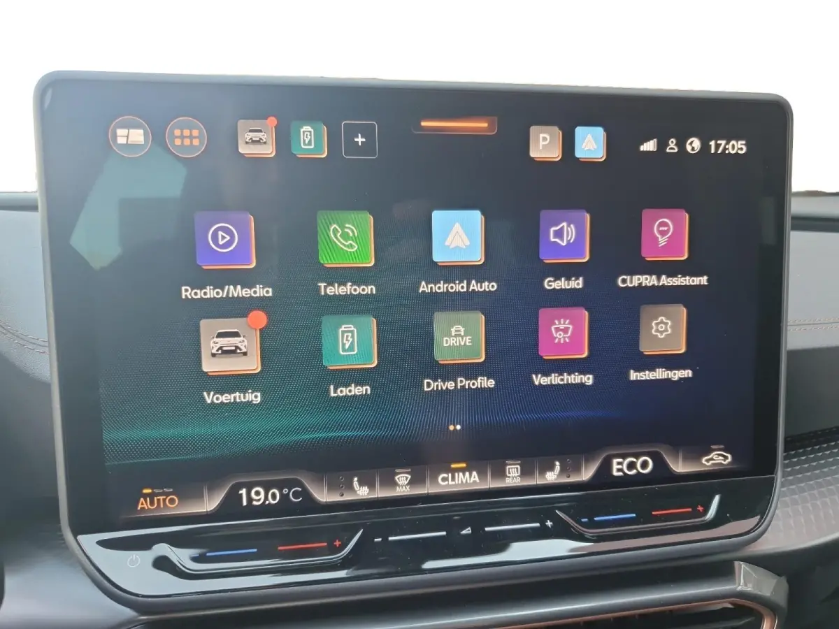 1.5 TSI e-Hybrid Business | Trekhaak | Panoramaschuifdak | Appel Carplay / Android Auto | Camera | Stoel en stuurverwarming |