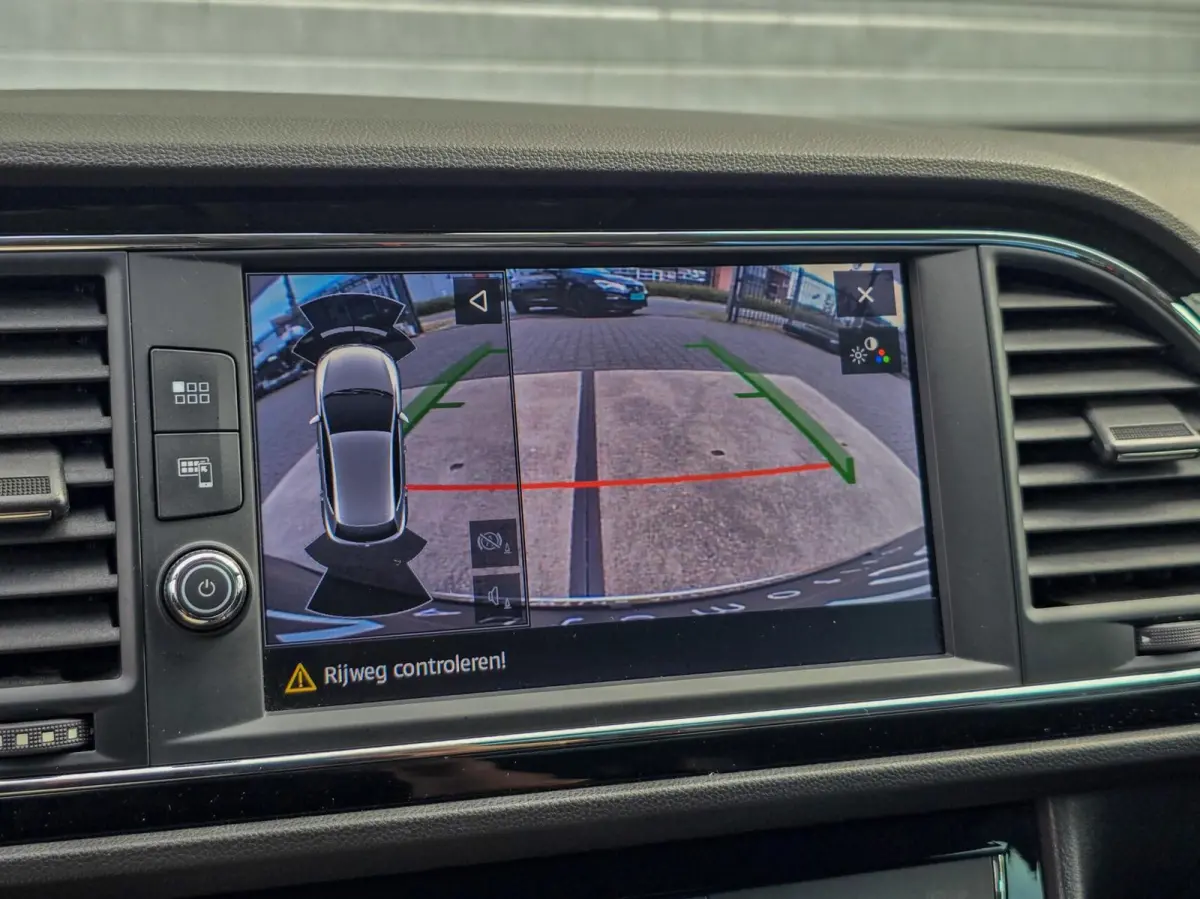 1.4 FR AUTOMAAT|CARPLAY|CAMERA|STOELVERW.