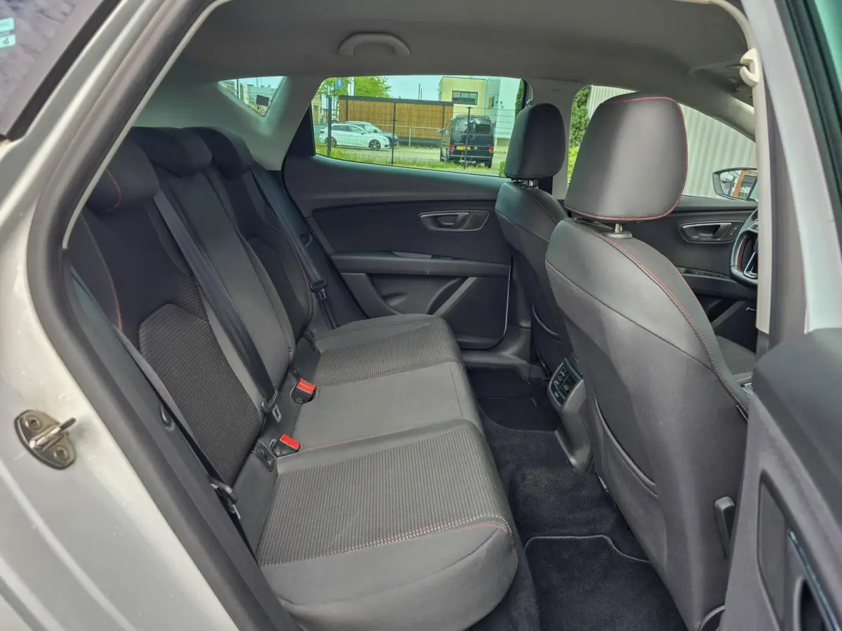 1.4 FR AUTOMAAT|CARPLAY|CAMERA|STOELVERW.