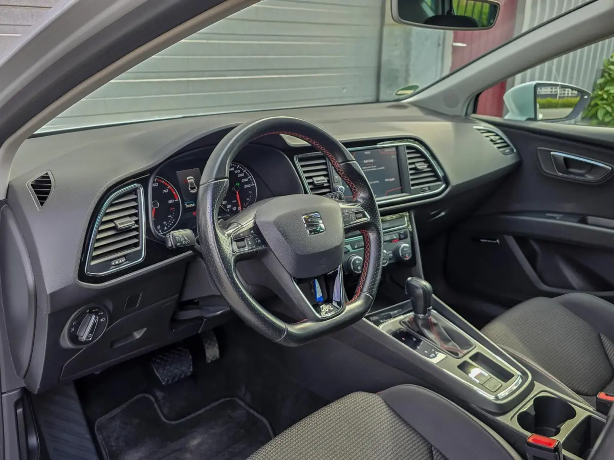 1.4 FR AUTOMAAT|CARPLAY|CAMERA|STOELVERW.