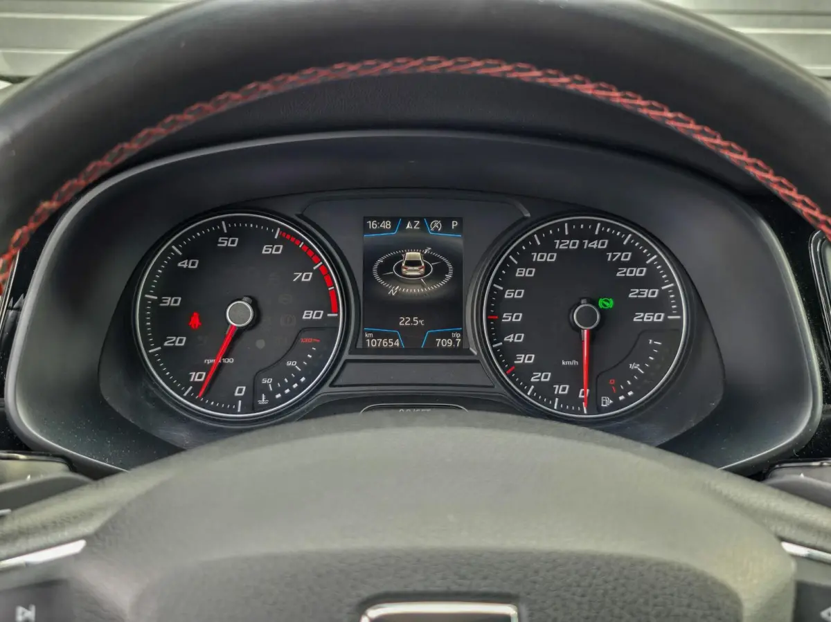 1.4 FR AUTOMAAT|CARPLAY|CAMERA|STOELVERW.