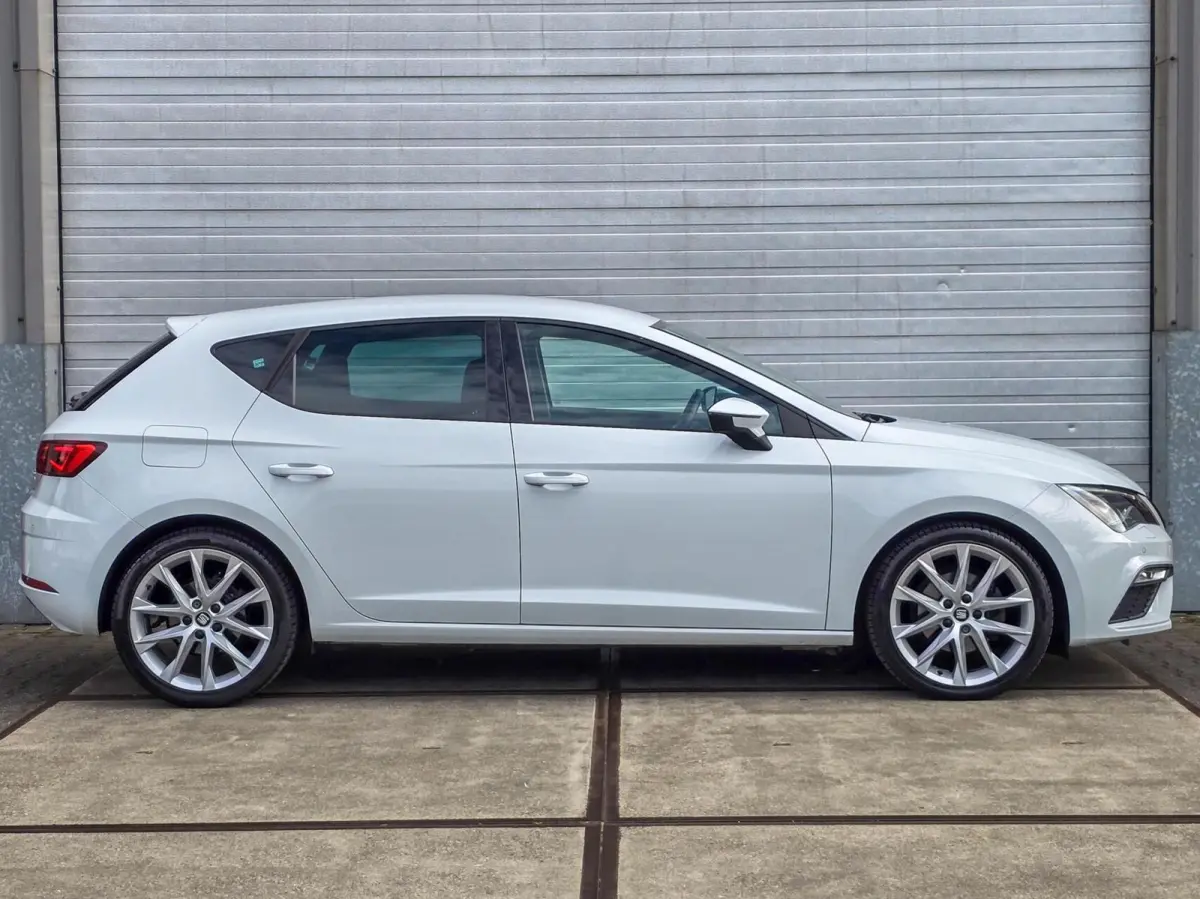1.4 FR AUTOMAAT|CARPLAY|CAMERA|STOELVERW.