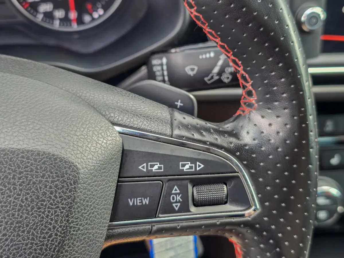 1.4 FR AUTOMAAT|CARPLAY|CAMERA|STOELVERW.