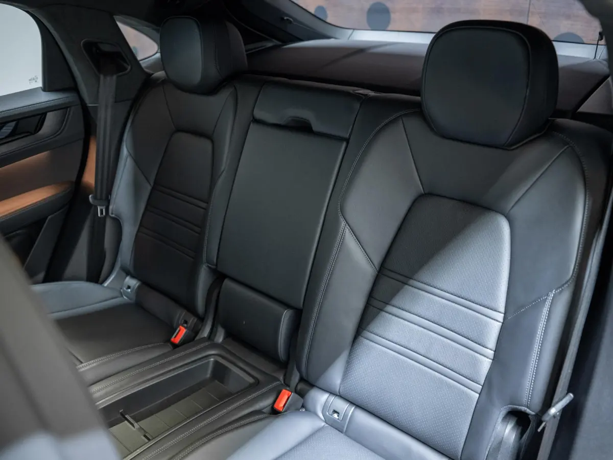 4.0 Turbo E-Hybrid GT | Achterasbest. | InnoDrive | 18-weg | 360° |