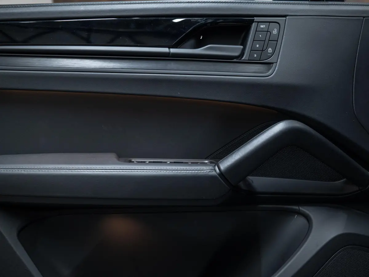 4.0 Turbo E-Hybrid GT | Achterasbest. | InnoDrive | 18-weg | 360° |