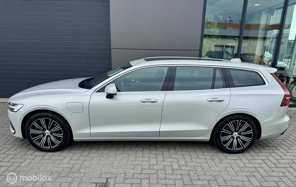 2.0 T8 Twin Engine AWD Inscription
