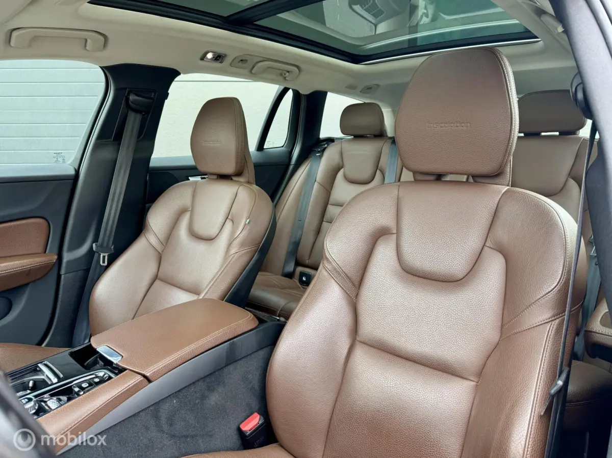 2.0 T8 Twin Engine AWD Inscription