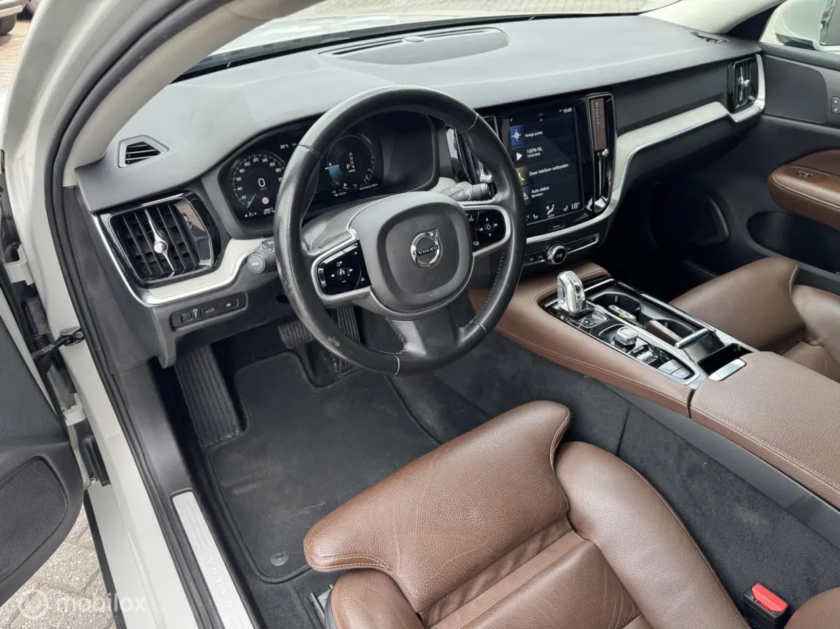 2.0 T8 Twin Engine AWD Inscription