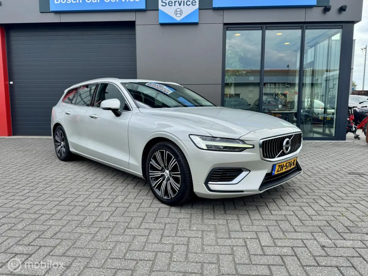 2.0 T8 Twin Engine AWD Inscription