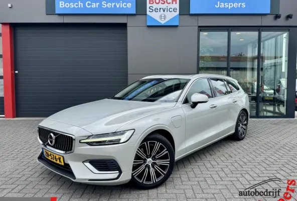 2.0 T8 Twin Engine AWD Inscription