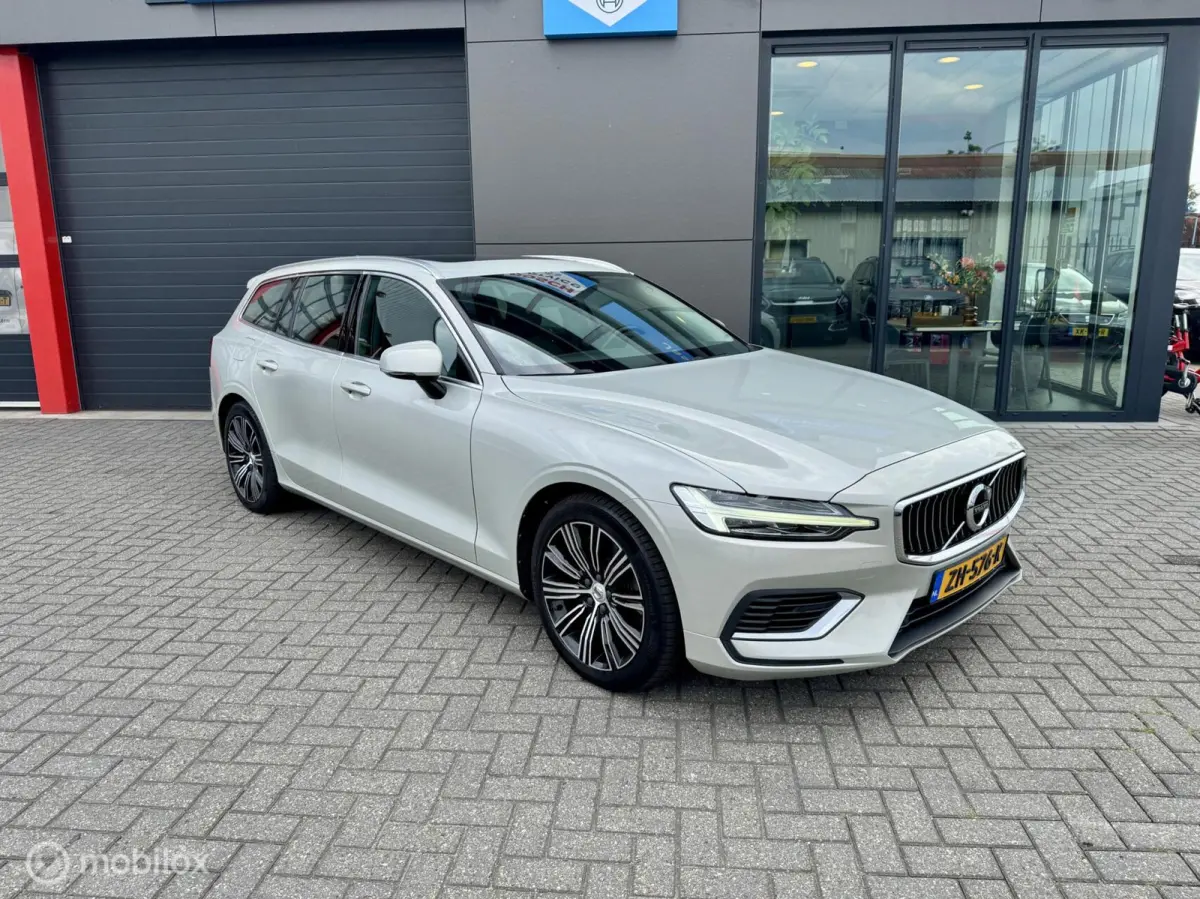 2.0 T8 Twin Engine AWD Inscription